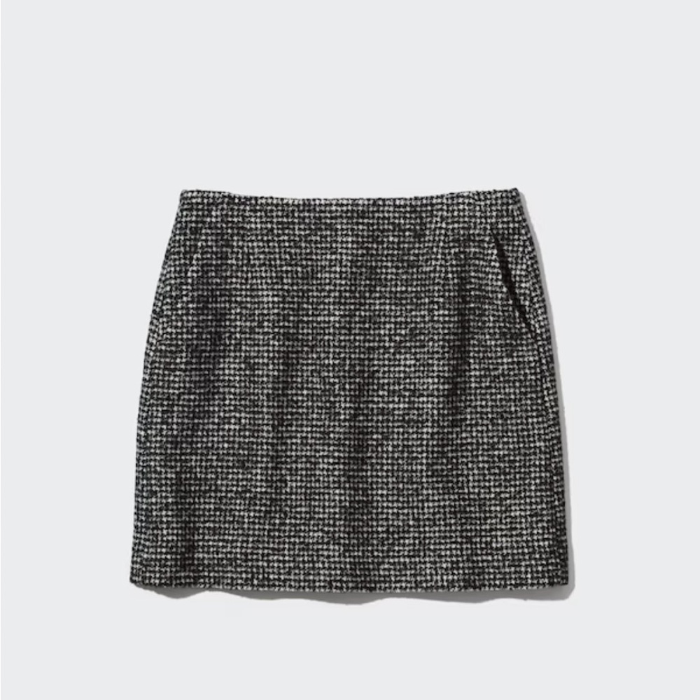 Wool blend mini skirt with pockets